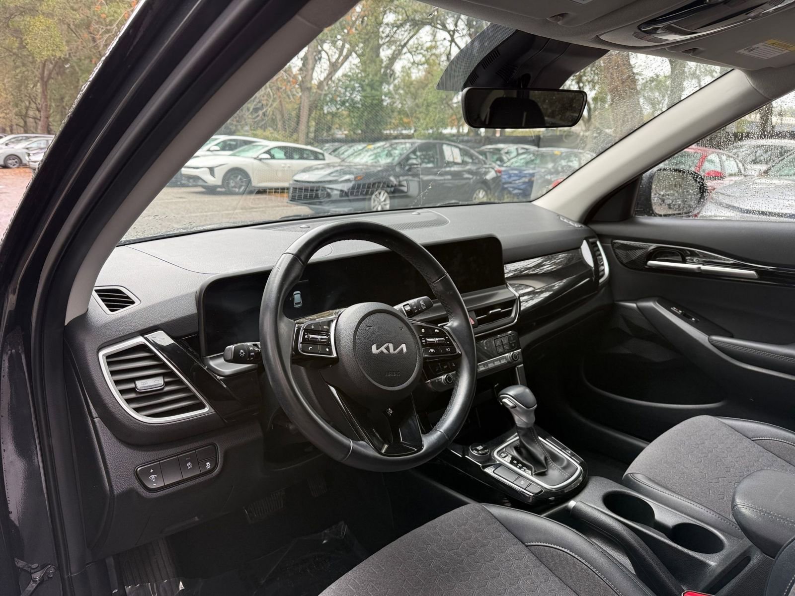 Thumbnail: 2025 Kia Seltos - 30