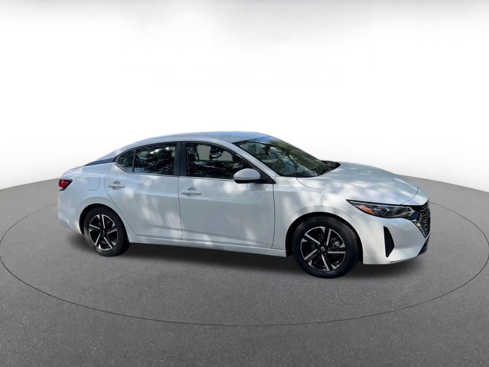 Thumbnail: 2024 Nissan Sentra - 2