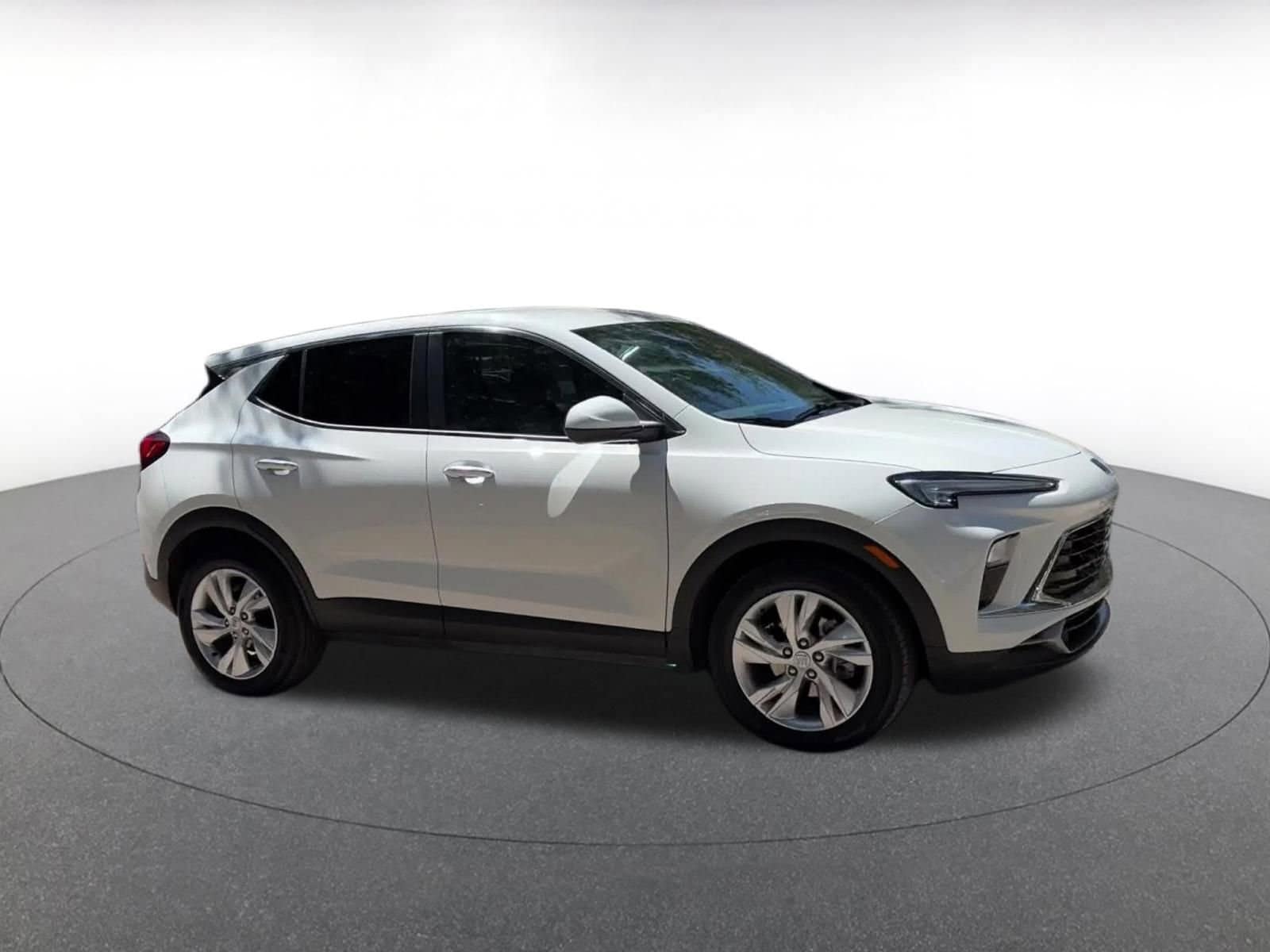 Thumbnail: 2025 Buick Encore GX - 2
