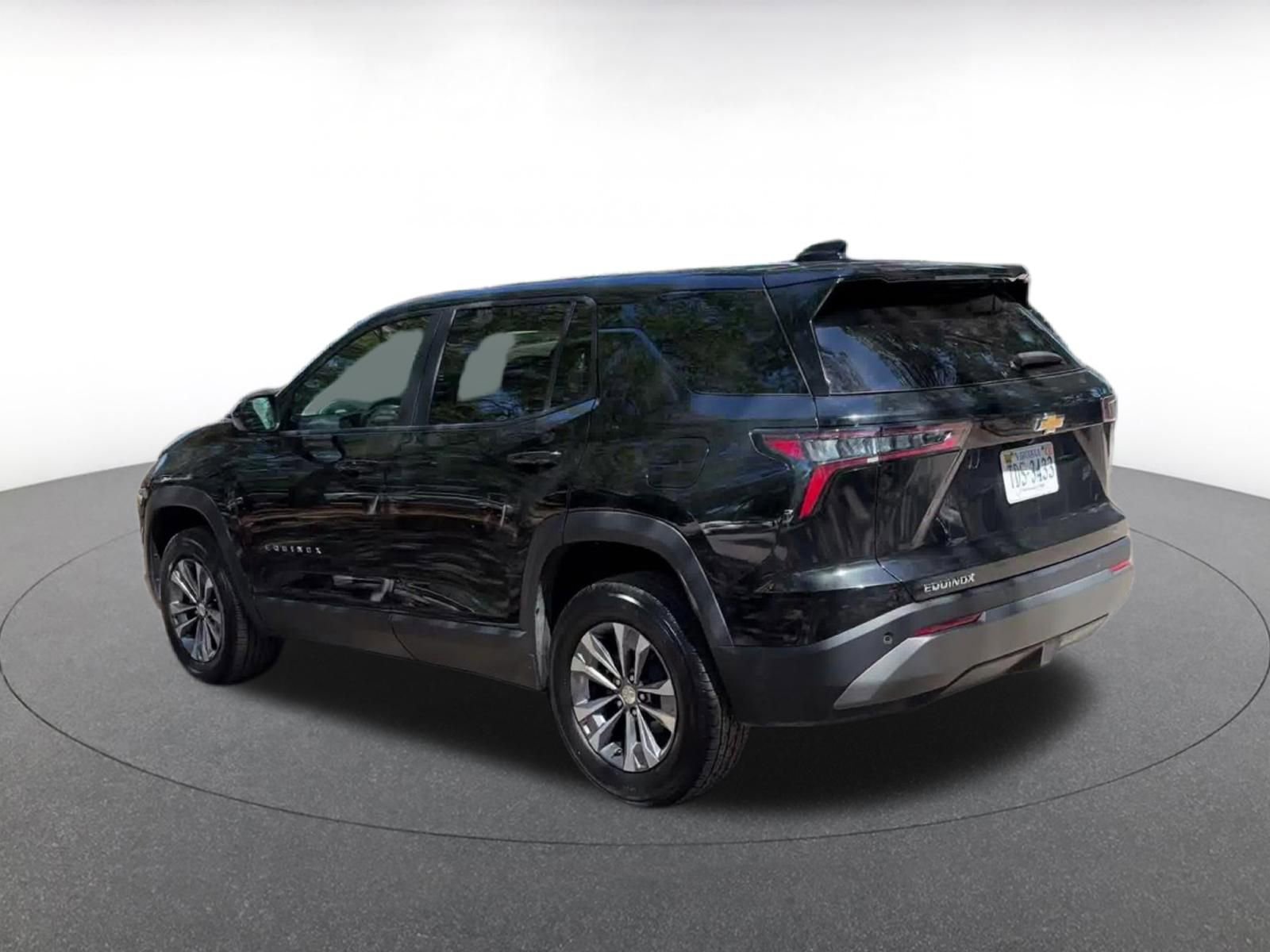Thumbnail: 2025 Chevrolet Equinox - 10