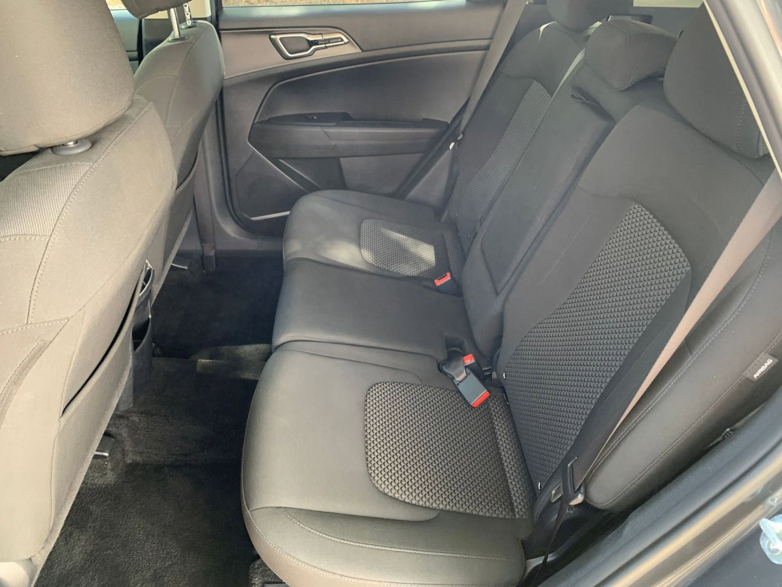 2024 Kia Sportage LX 31