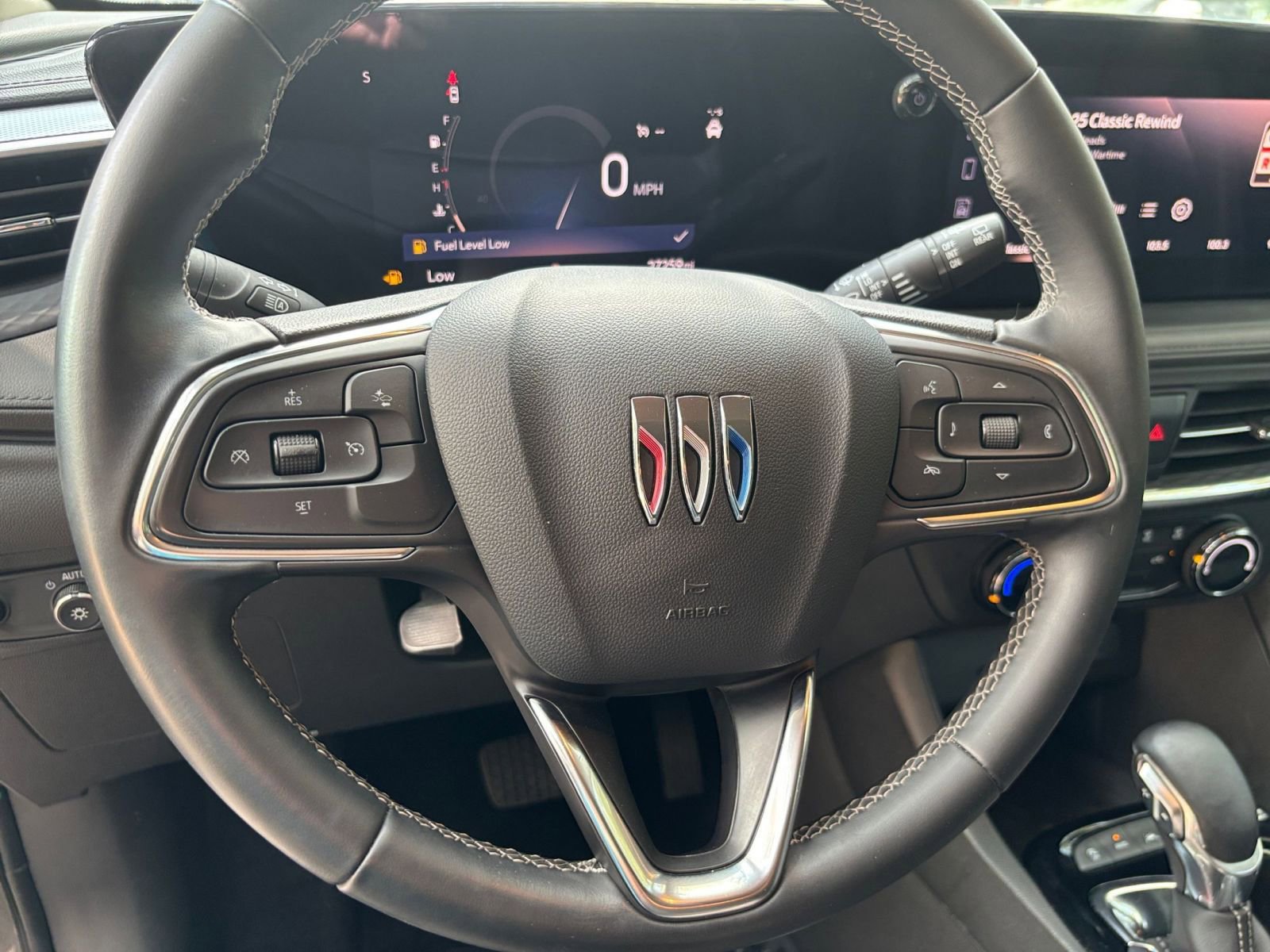 Thumbnail: 2025 Buick Encore GX - 27