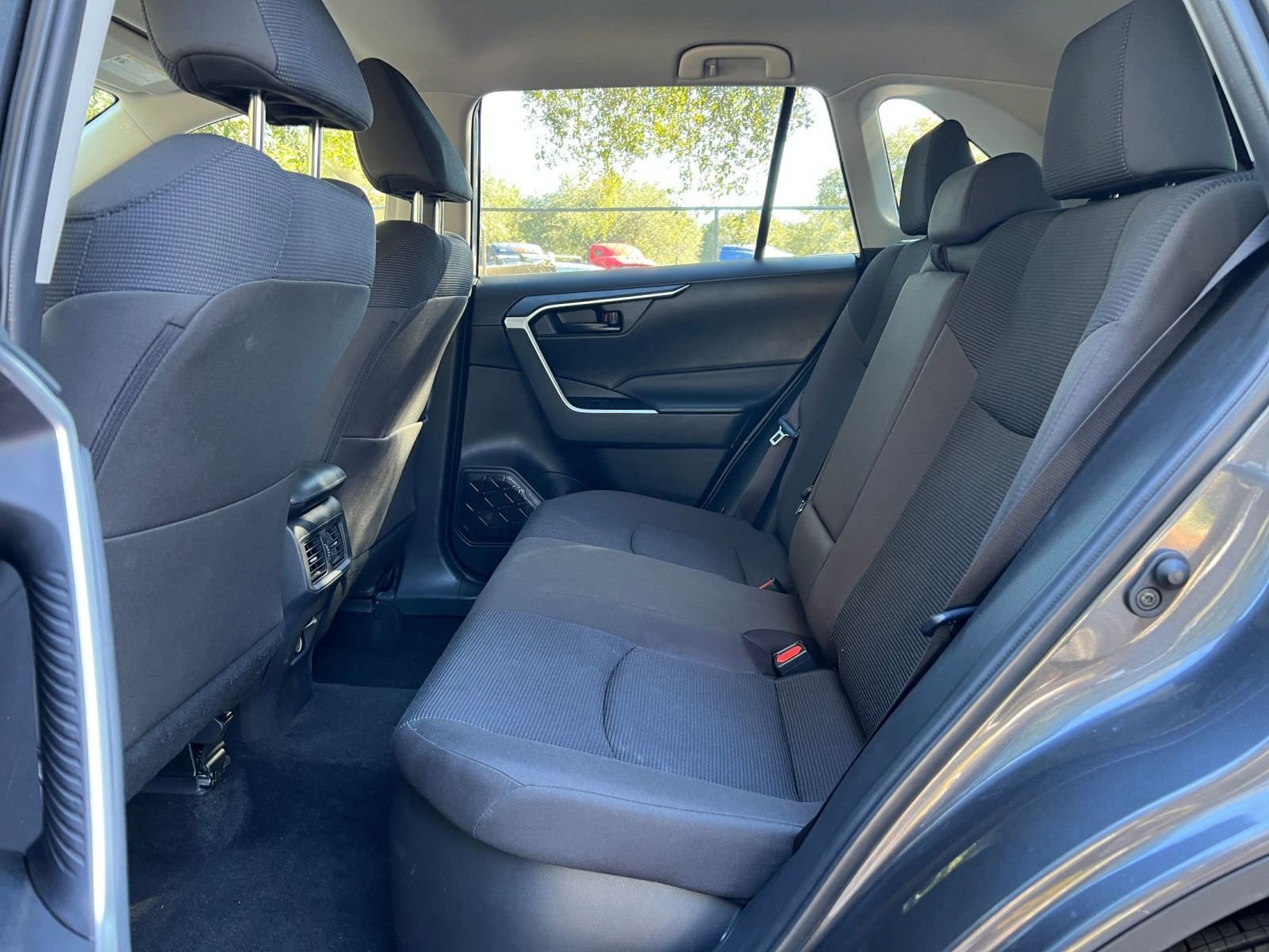 Thumbnail: 2025 Toyota RAV4 - 20