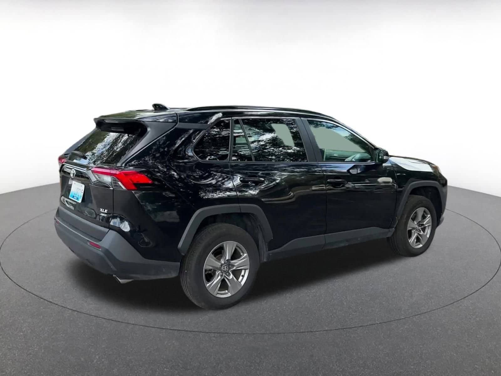 Thumbnail: 2024 Toyota RAV4 - 15