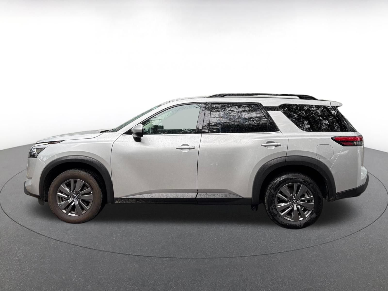 Thumbnail: 2025 Nissan Pathfinder - 8