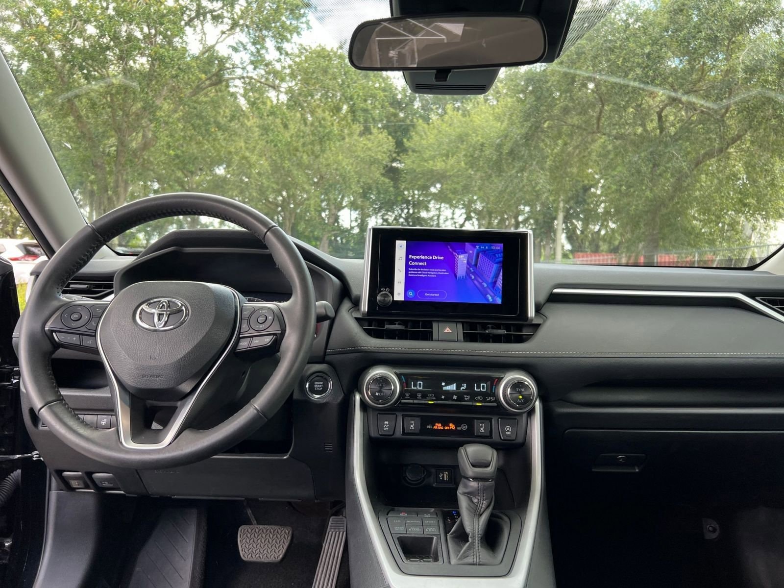 Thumbnail: 2024 Toyota RAV4 - 27