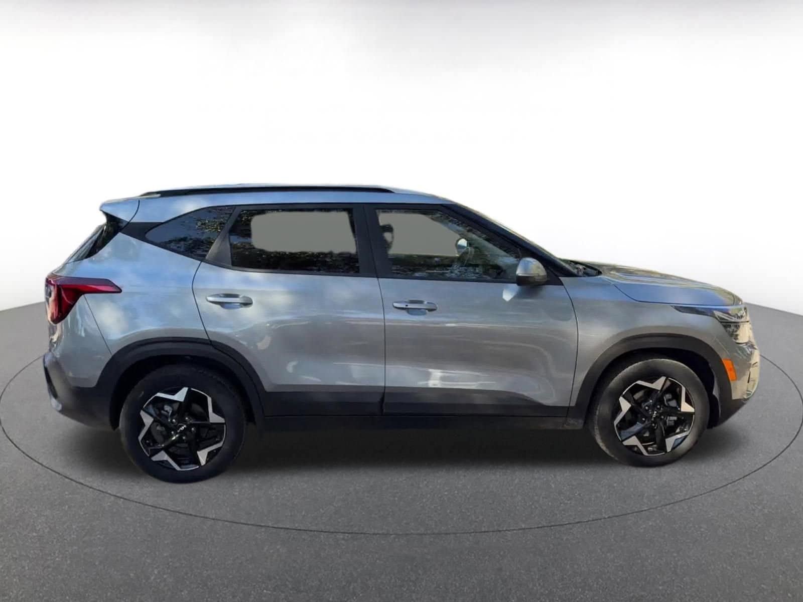 Thumbnail: 2025 Kia Seltos - 16