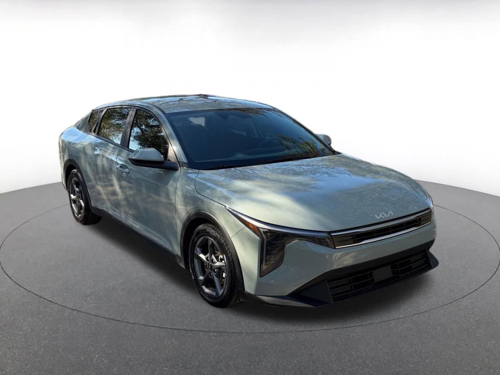 Thumbnail: 2025 Kia K4 - 1