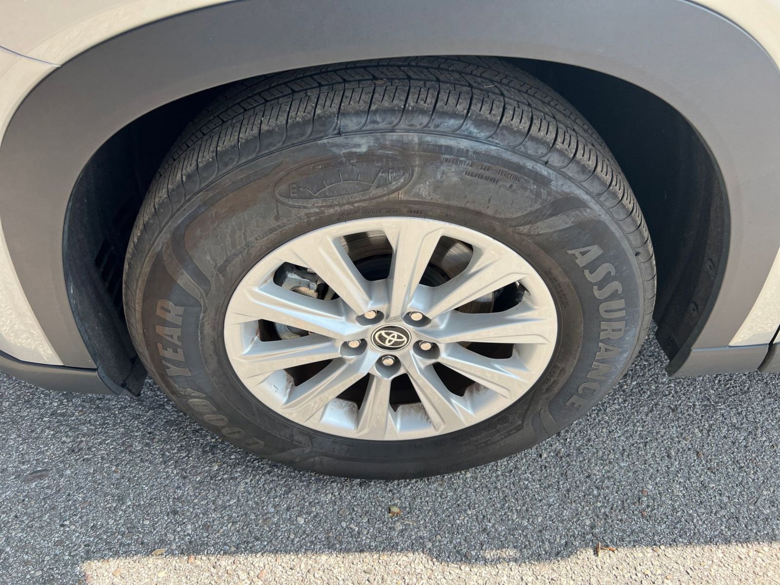 Thumbnail: 2025 Toyota Grand Highlander - 24