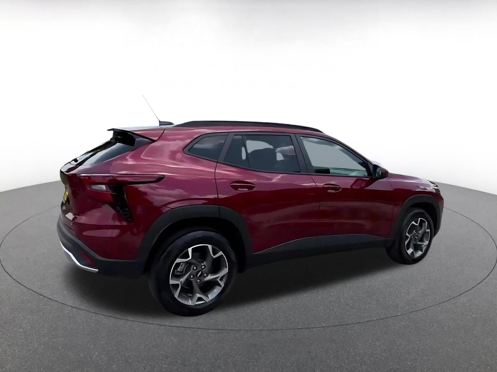 Thumbnail: 2025 Chevrolet Trax - 12