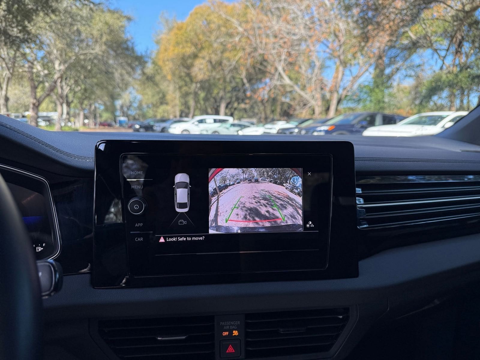 Thumbnail: 2025 Volkswagen Jetta - 17