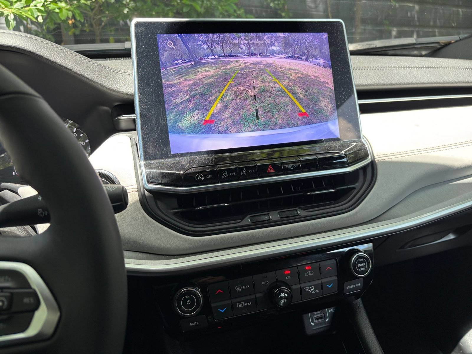 Thumbnail: 2025 Jeep Compass - 16
