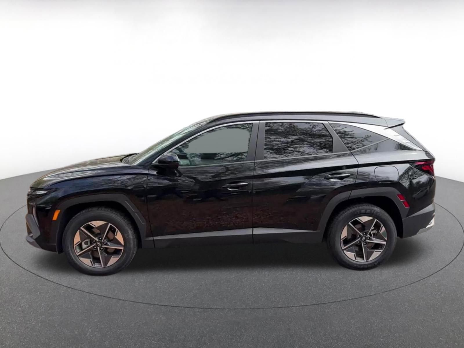 Thumbnail: 2025 Hyundai Tucson - 9