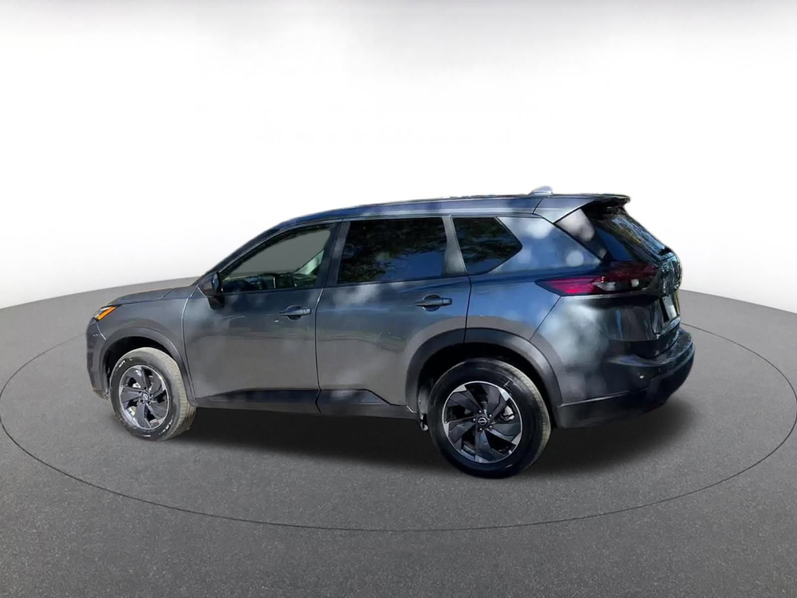 Thumbnail: 2025 Nissan Rogue - 10