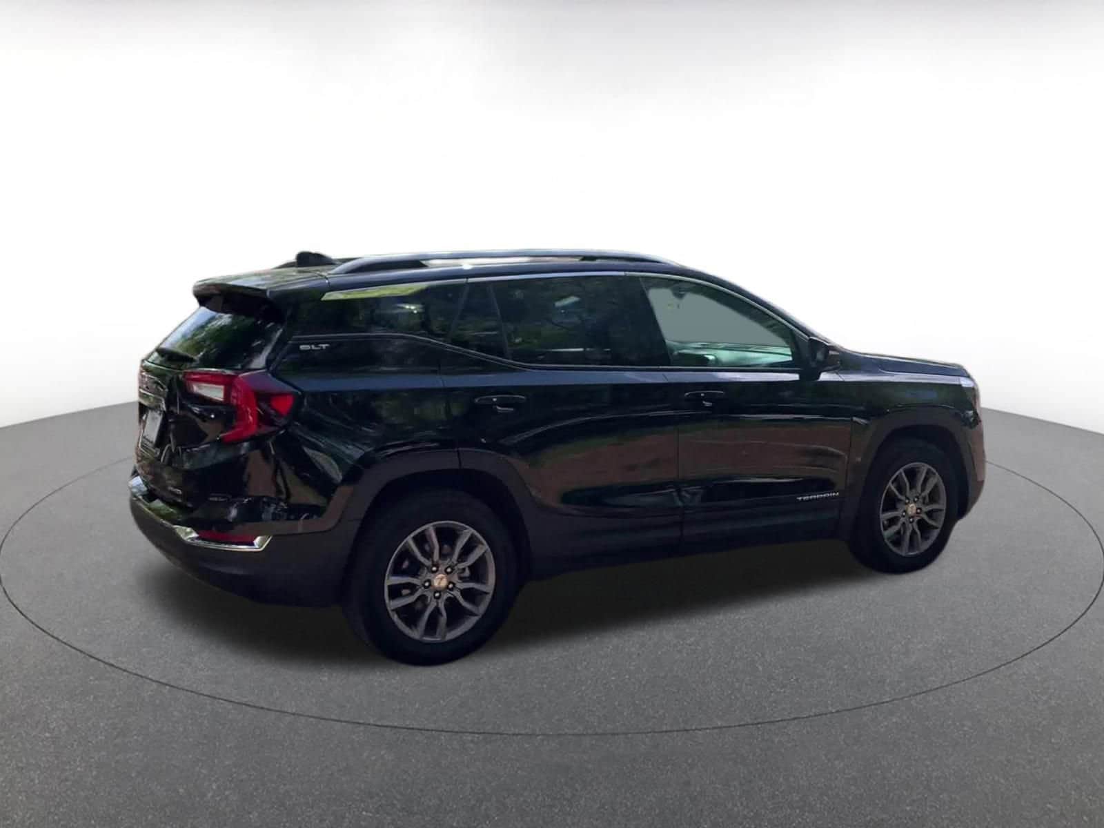 2024 GMC Terrain SLT 15