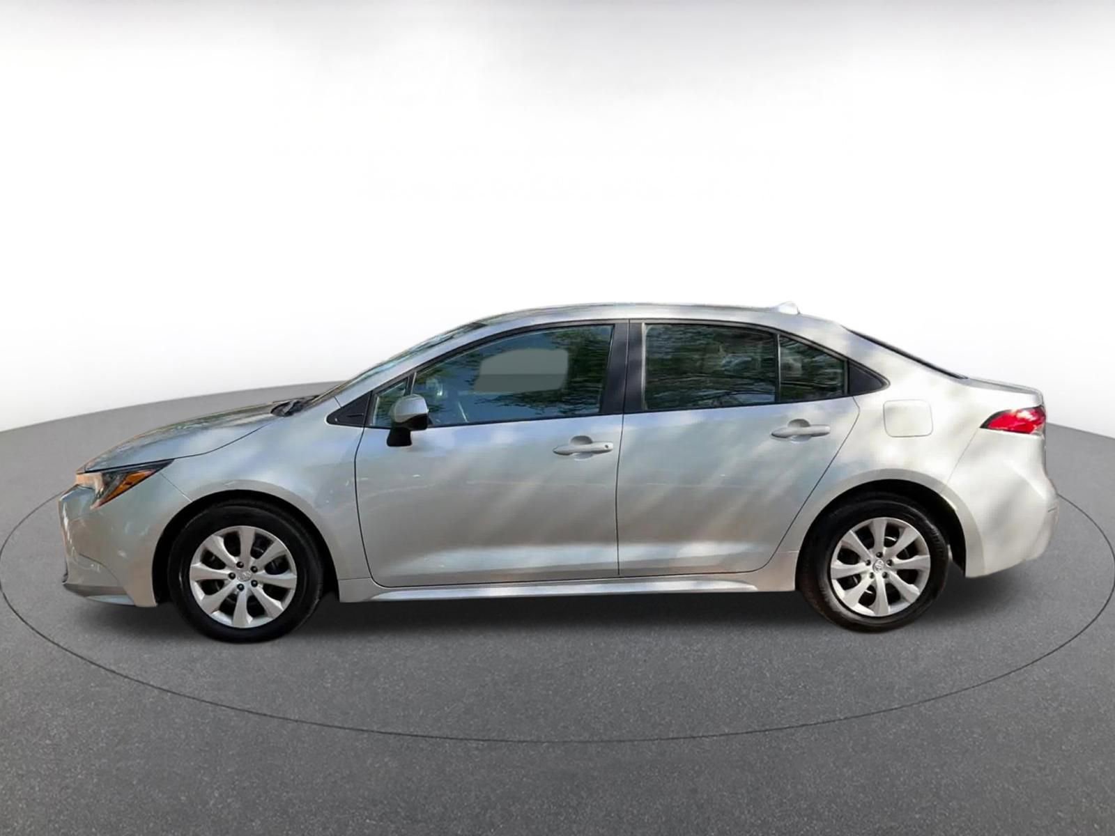 Thumbnail: 2025 Toyota Corolla - 9