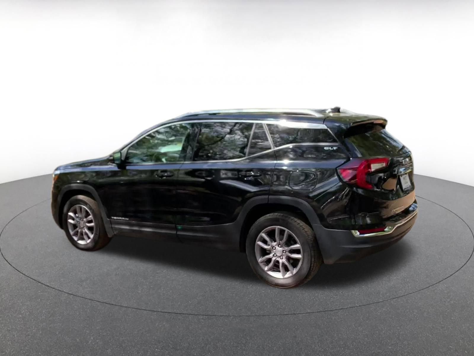2024 GMC Terrain SLT 10
