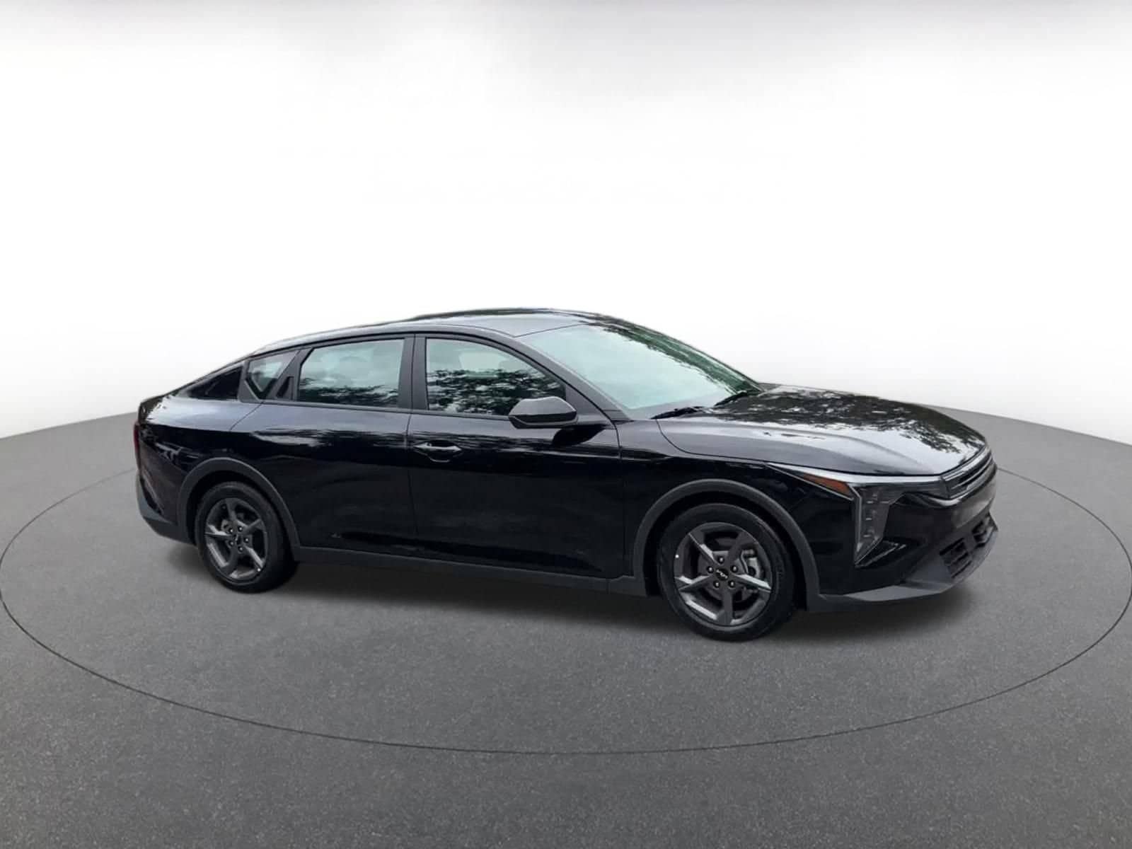 Thumbnail: 2025 Kia K4 - 2