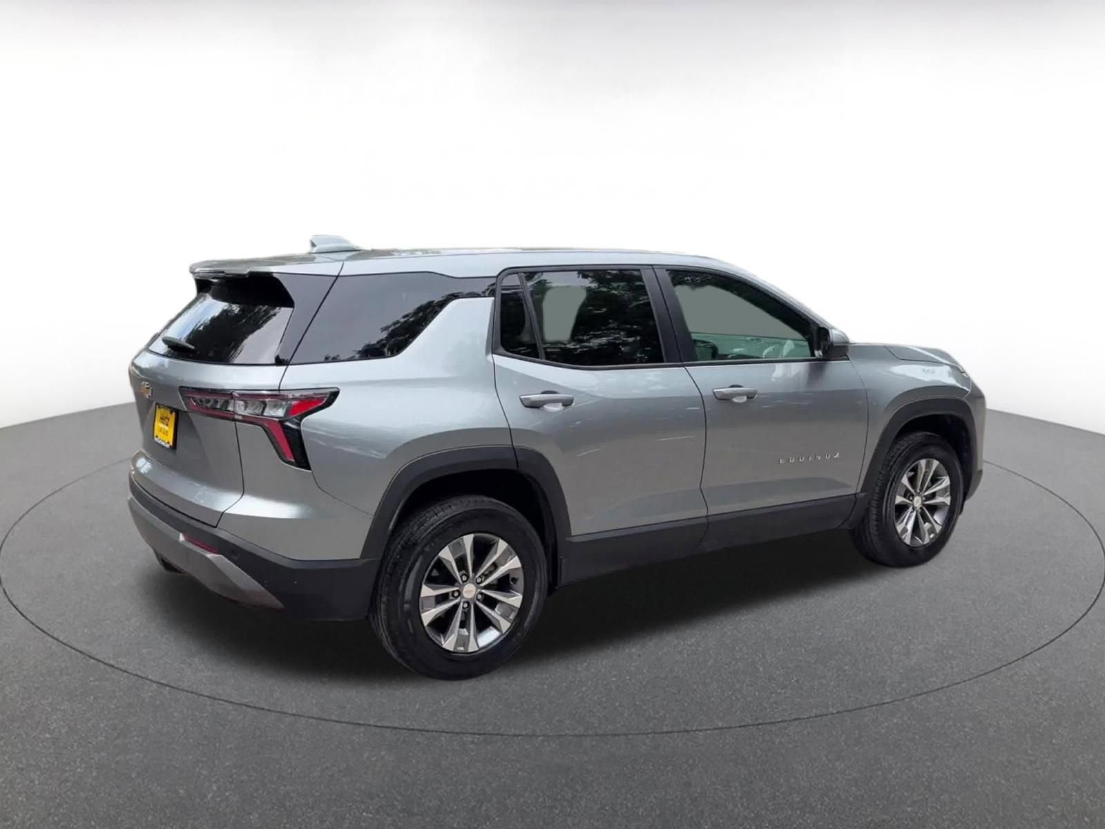 Thumbnail: 2025 Chevrolet Equinox - 22