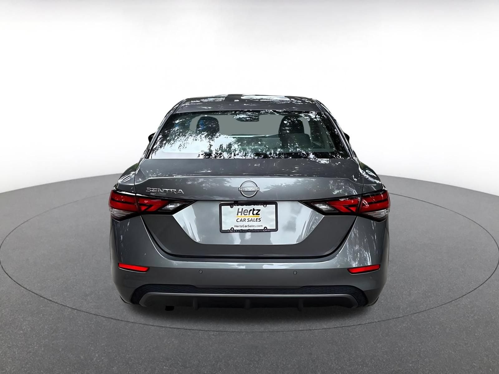 Thumbnail: 2025 Nissan Sentra - 10