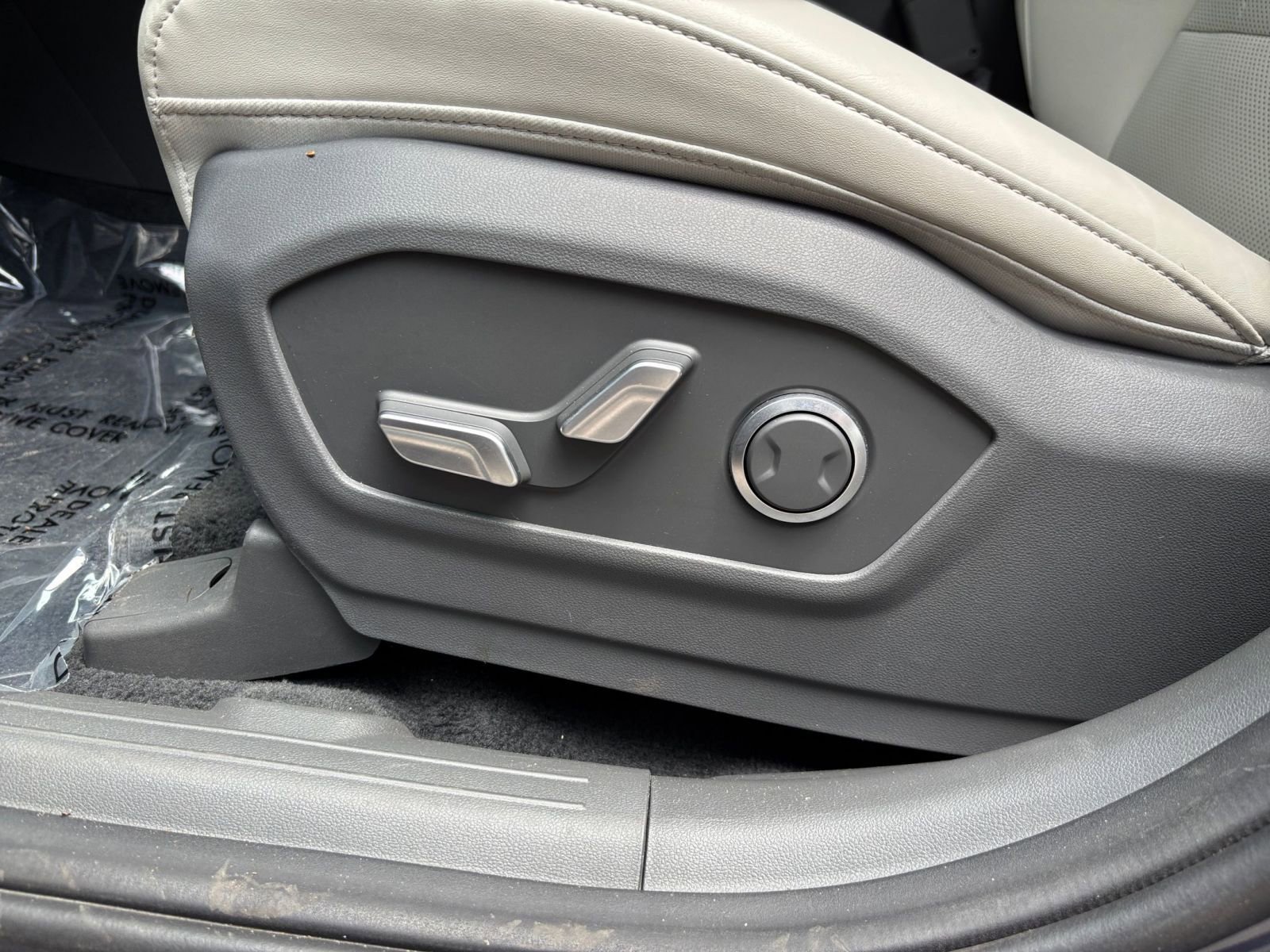 Thumbnail: 2025 Hyundai Santa Fe - 22