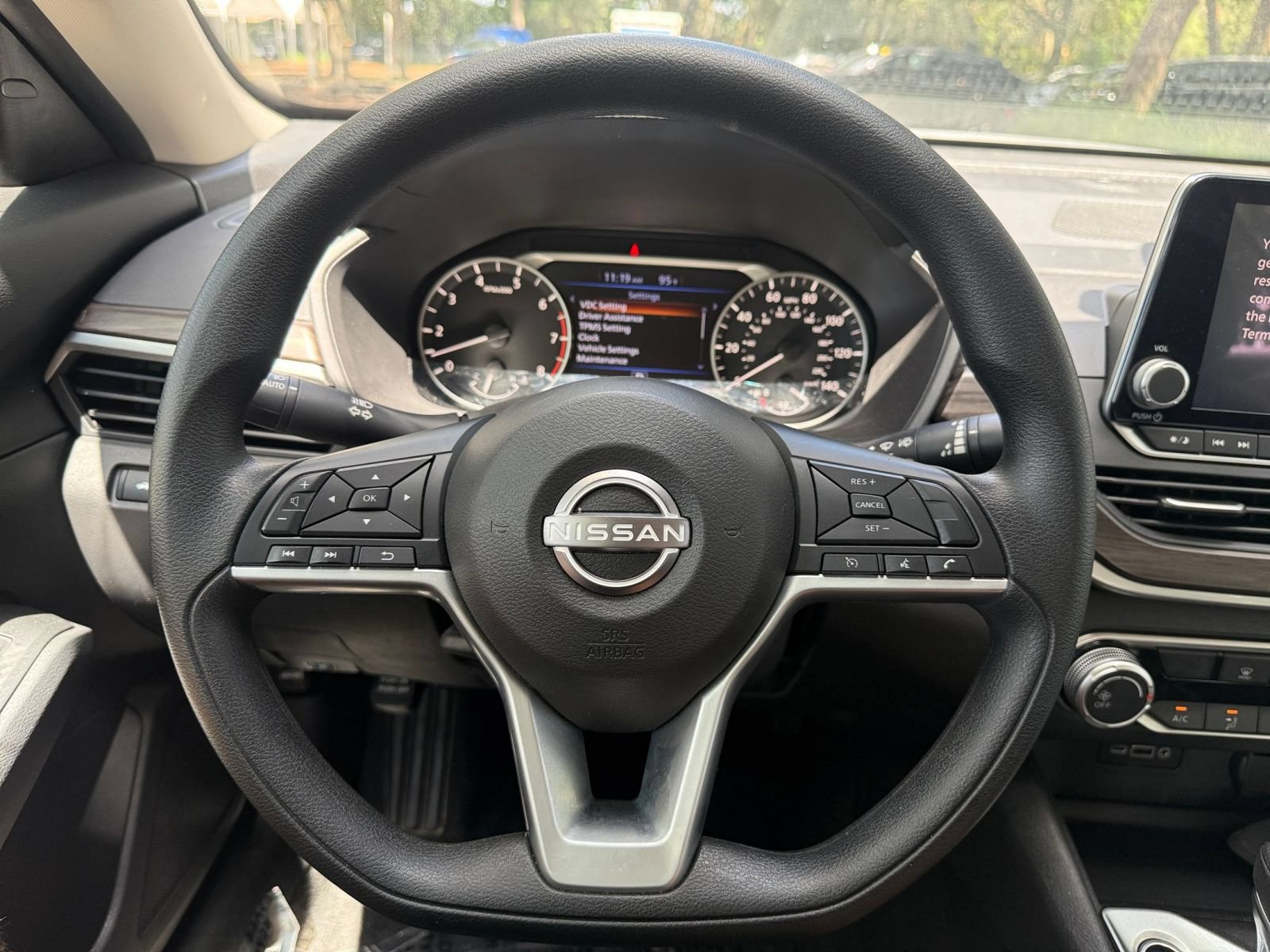 Thumbnail: 2025 Nissan Altima - 24
