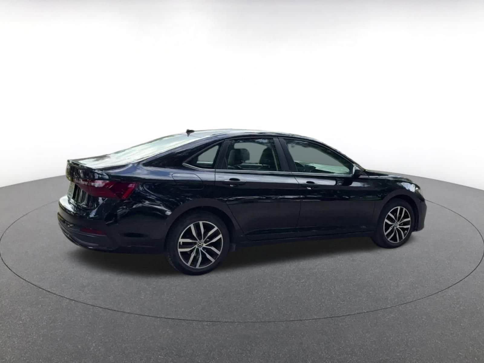 Thumbnail: 2025 Volkswagen Jetta - 14