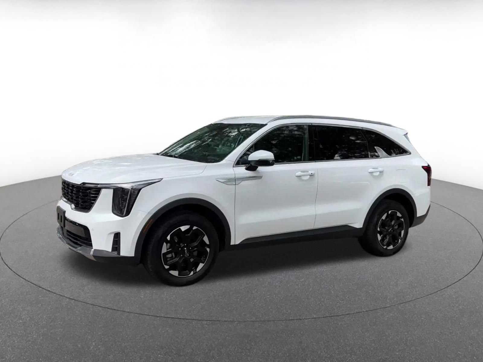 Thumbnail: 2024 Kia Sorento - 8