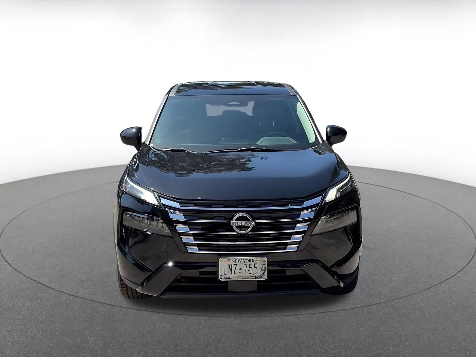 Thumbnail: 2025 Nissan Rogue - 4