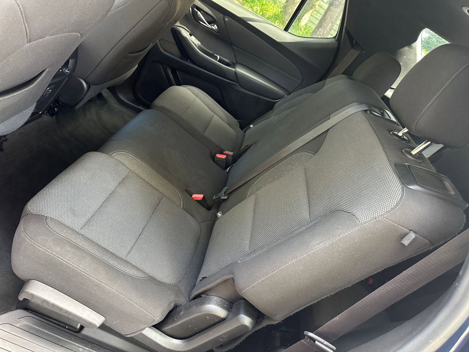 2023 Chevrolet Traverse LT 33