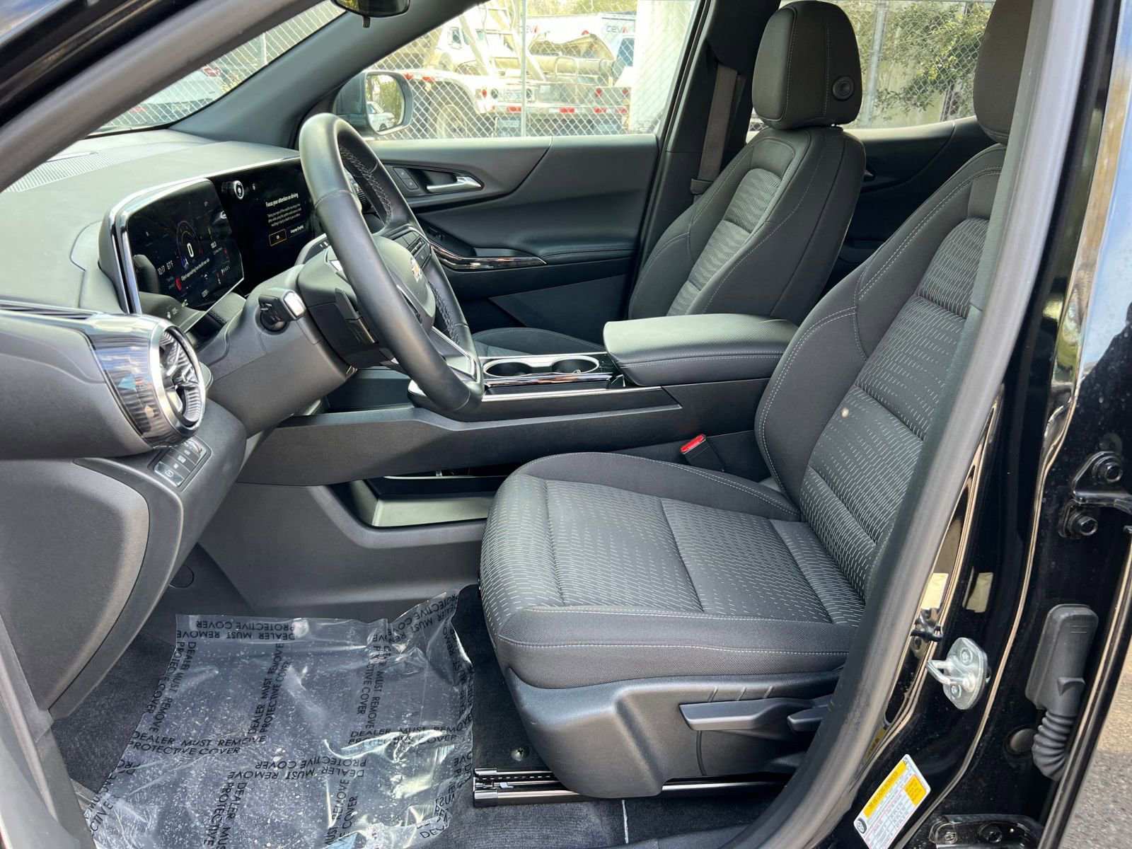 Thumbnail: 2025 Chevrolet Equinox - 21