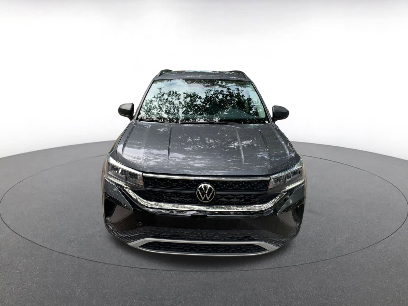 Thumbnail: 2024 Volkswagen Taos - 2