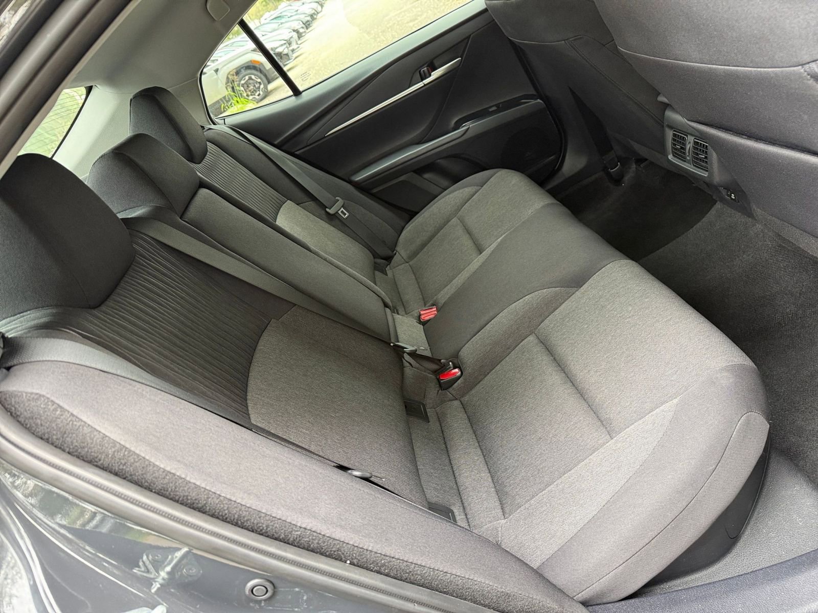 Thumbnail: 2025 Toyota Camry - 31