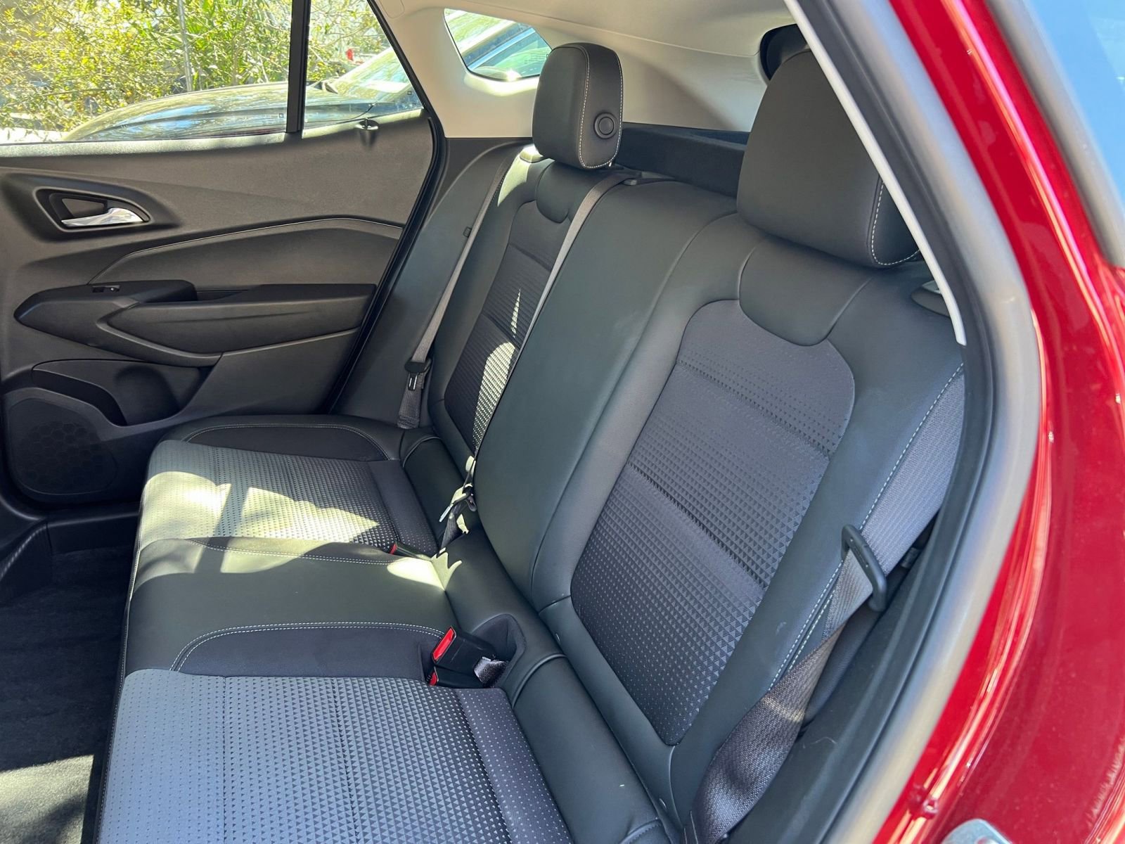 Thumbnail: 2025 Chevrolet Trax - 34