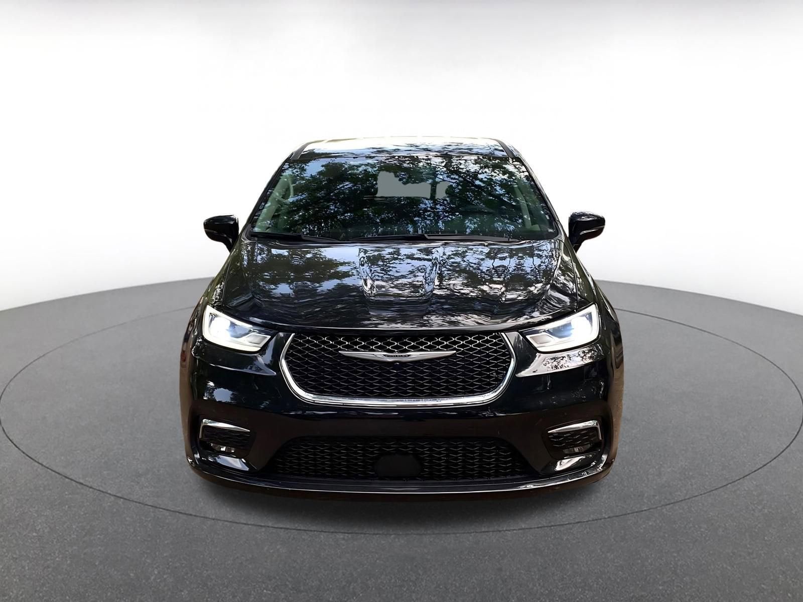 Thumbnail: 2024 Chrysler Pacifica - 2