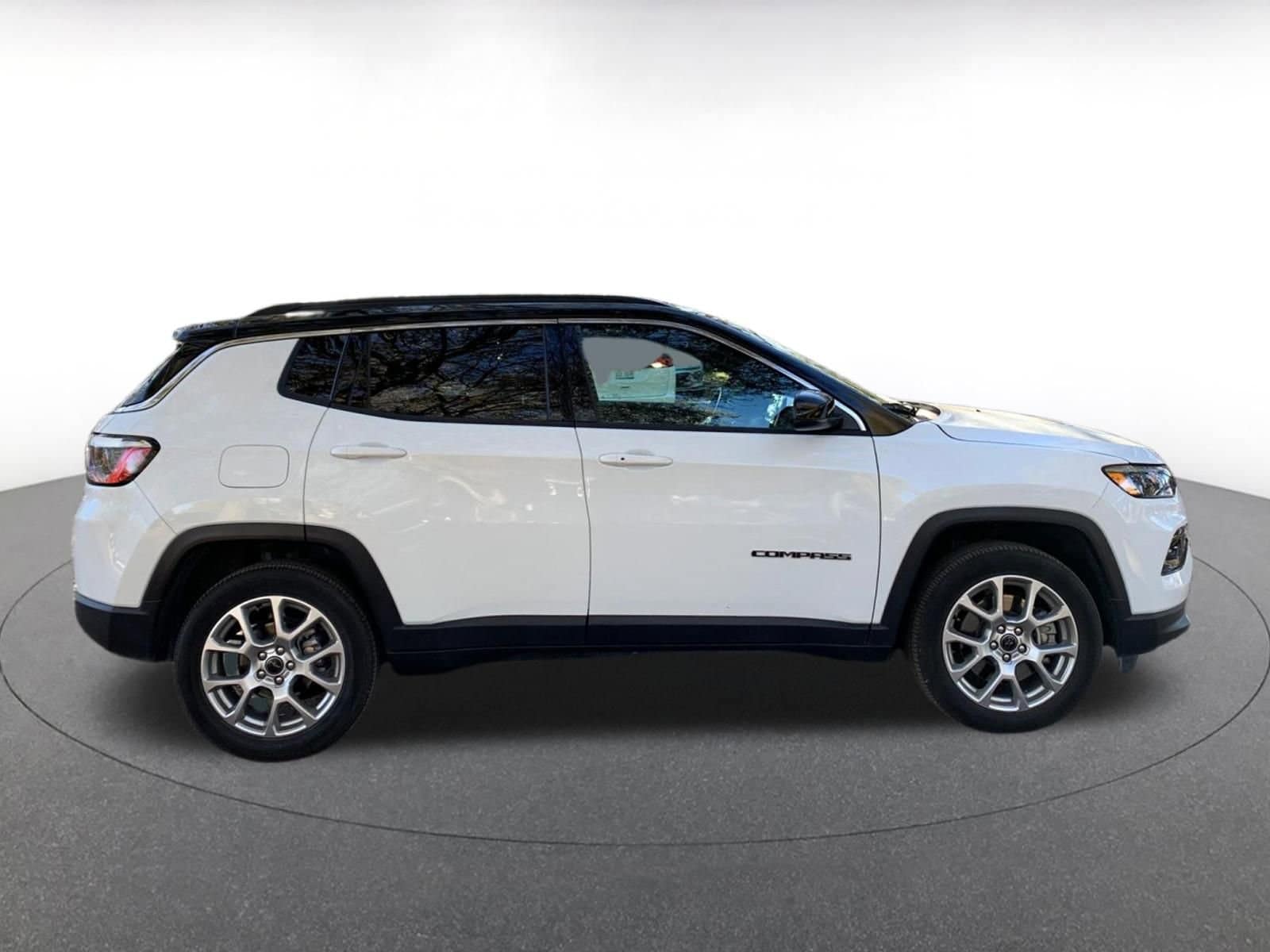 Thumbnail: 2025 Jeep Compass - 8