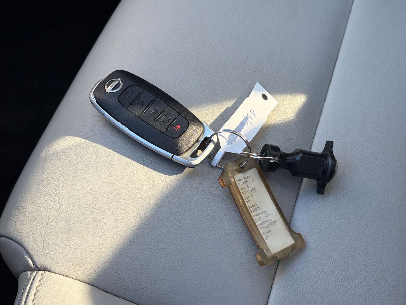 Thumbnail: 2023 Nissan Rogue - 18