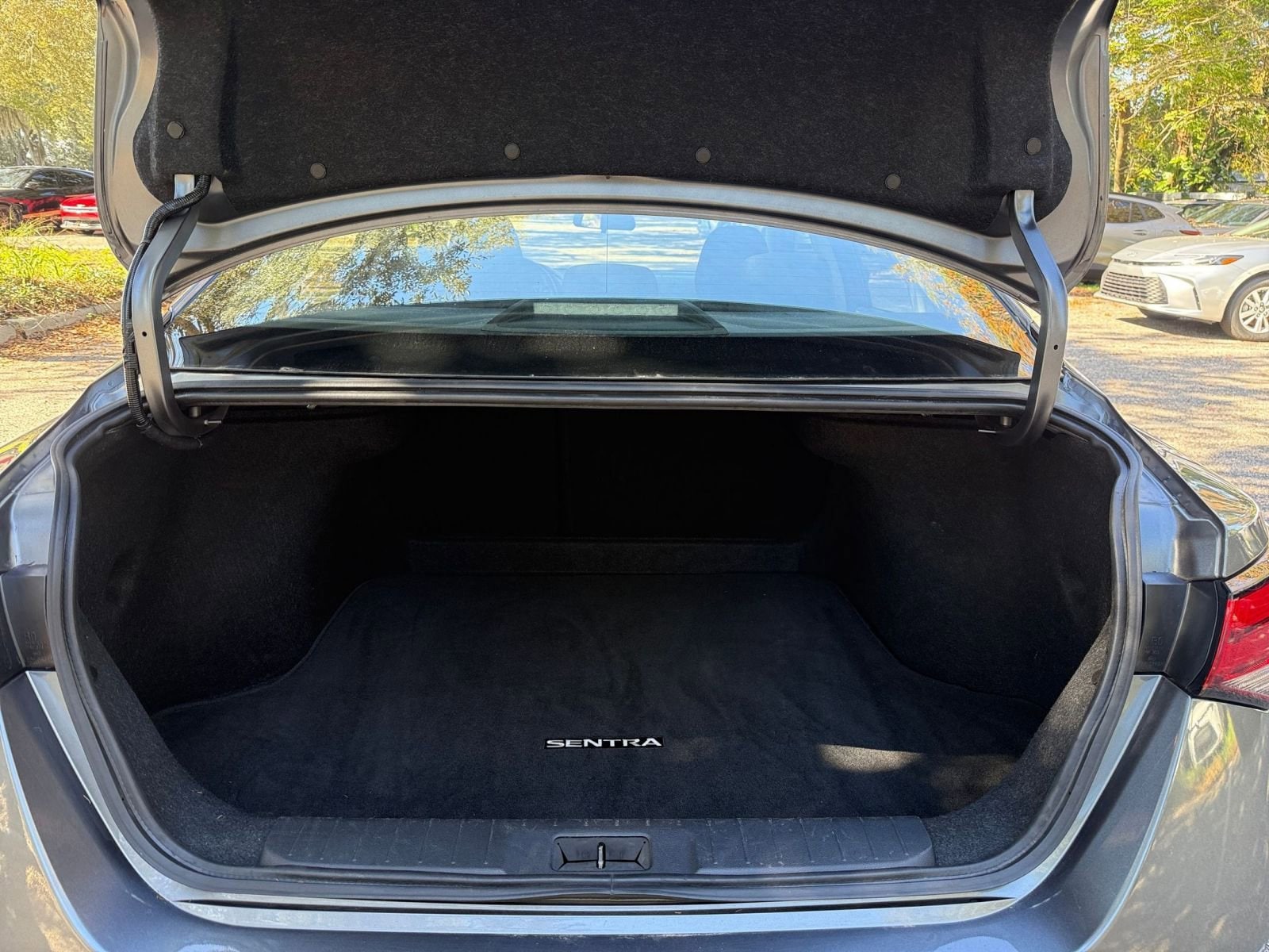 Thumbnail: 2025 Nissan Sentra - 24