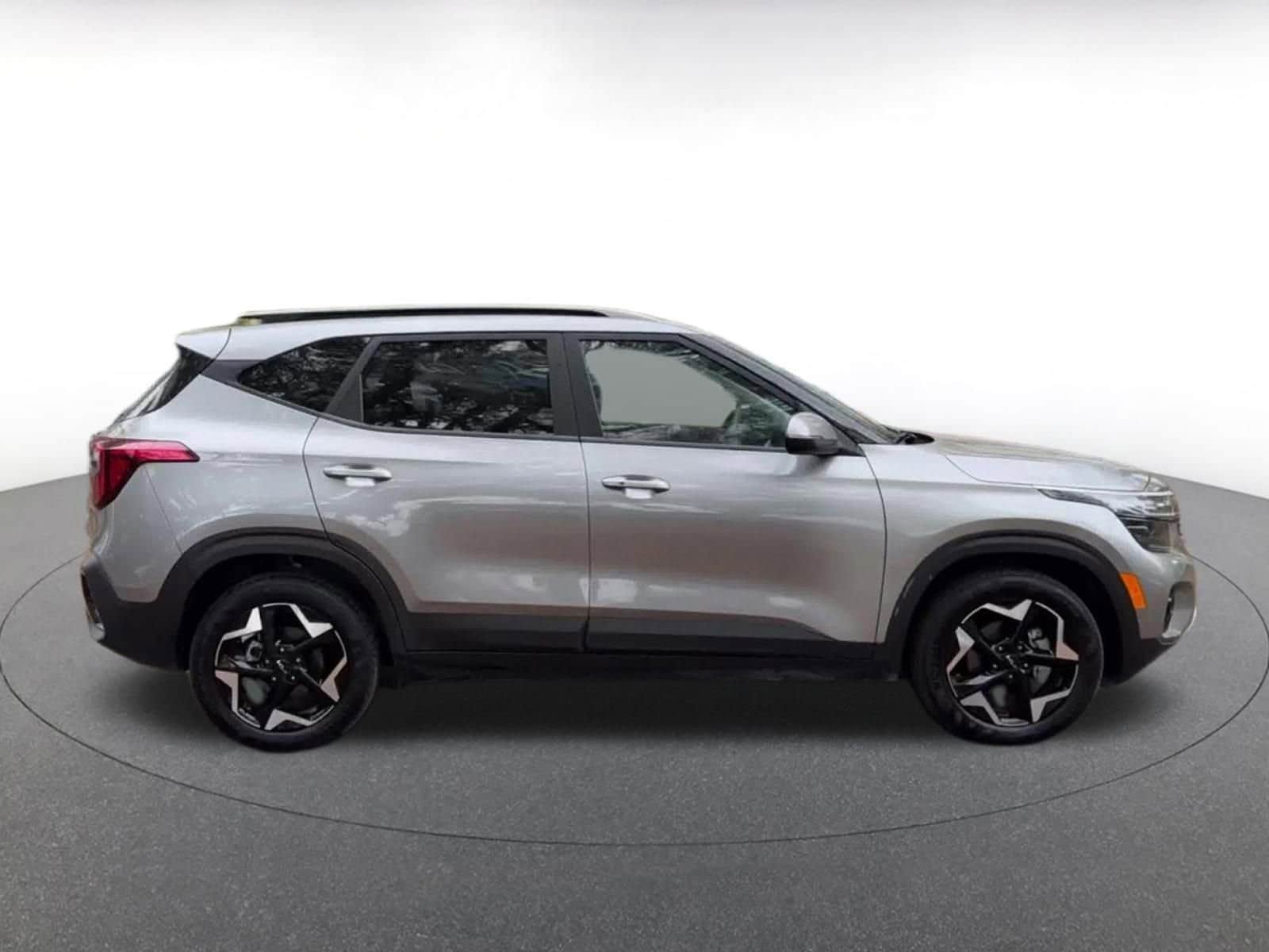 Thumbnail: 2025 Kia Seltos - 17