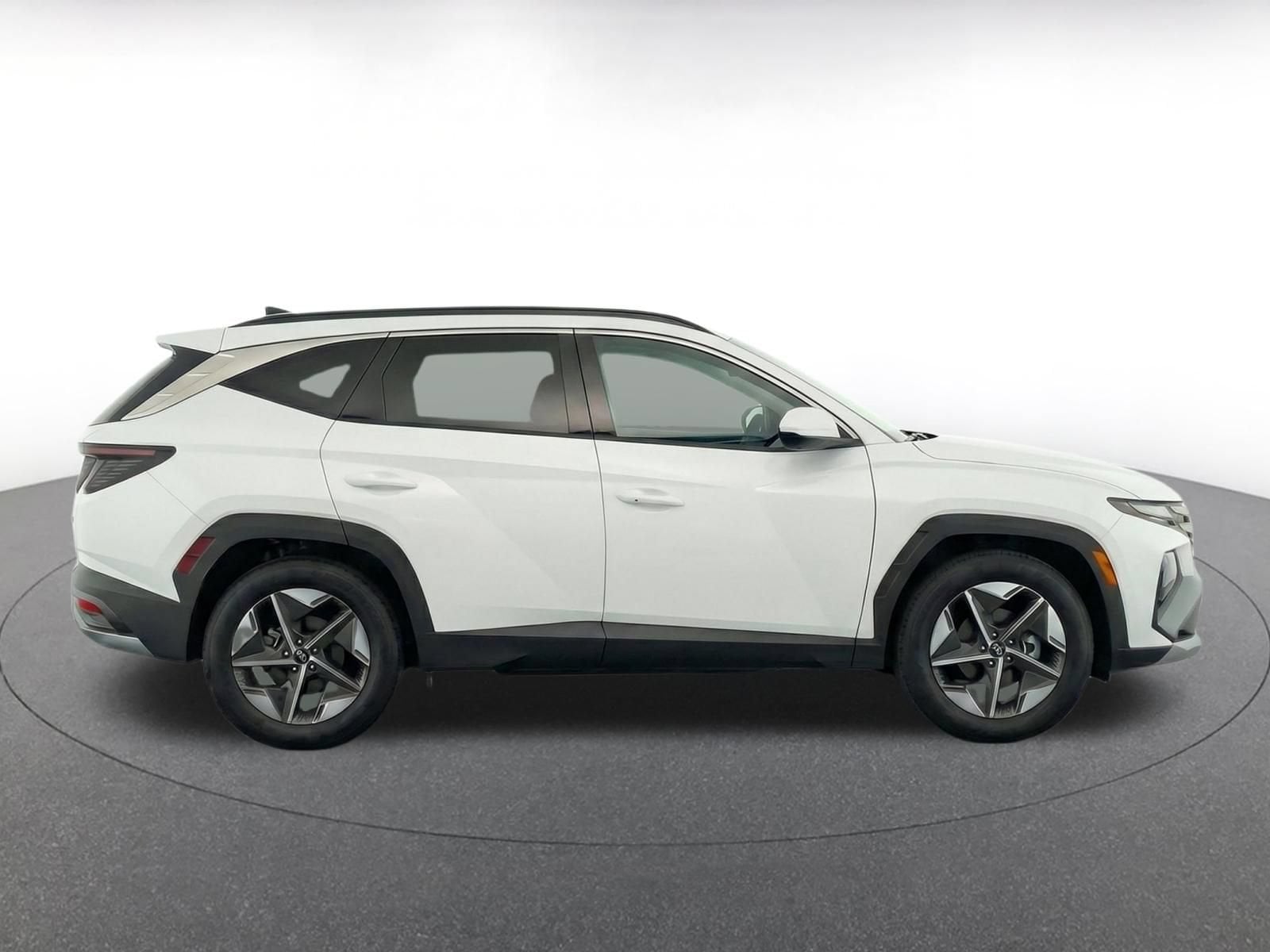 Thumbnail: 2025 Hyundai Tucson - 9