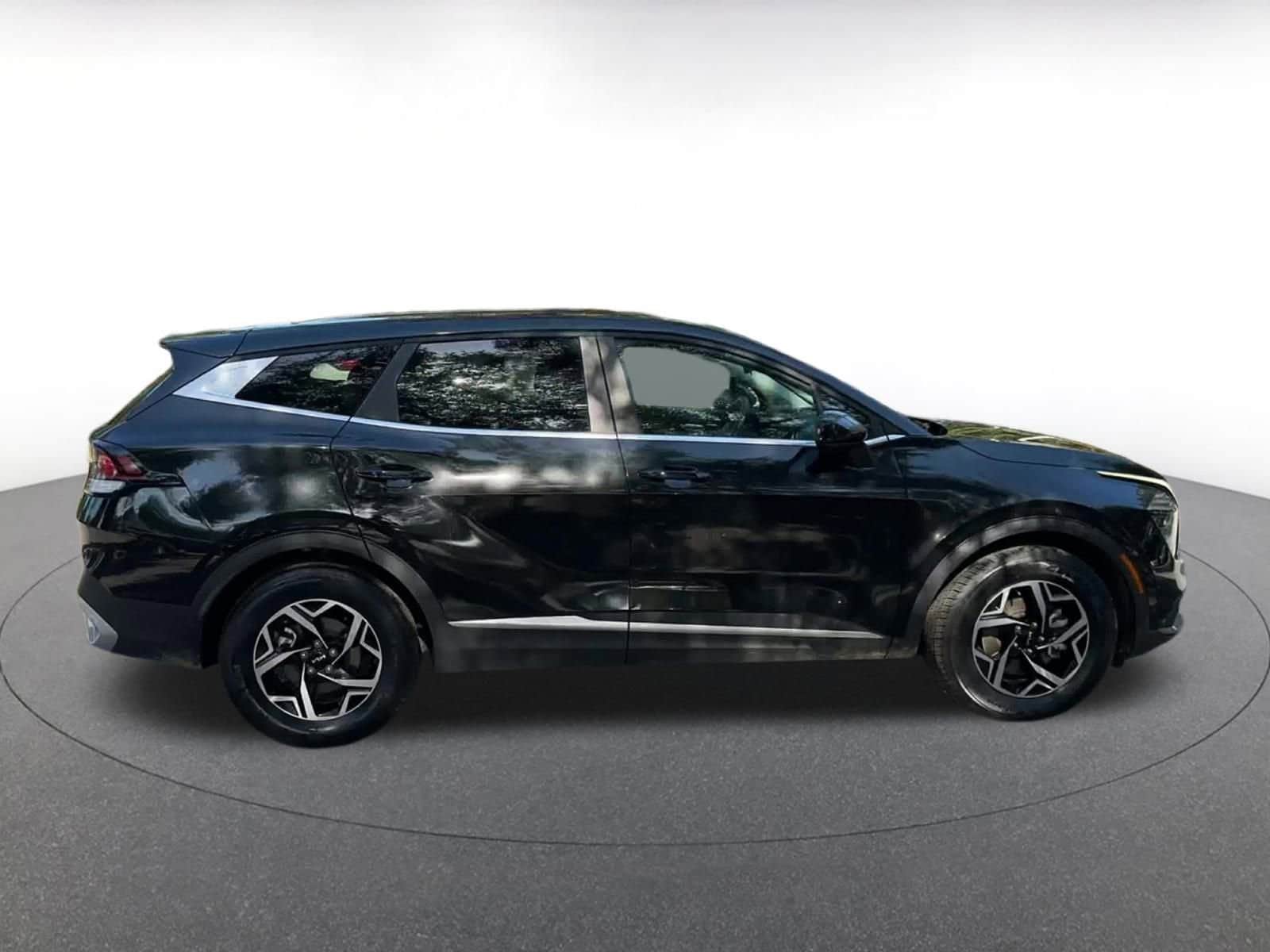 Thumbnail: 2024 Kia Sportage - 16