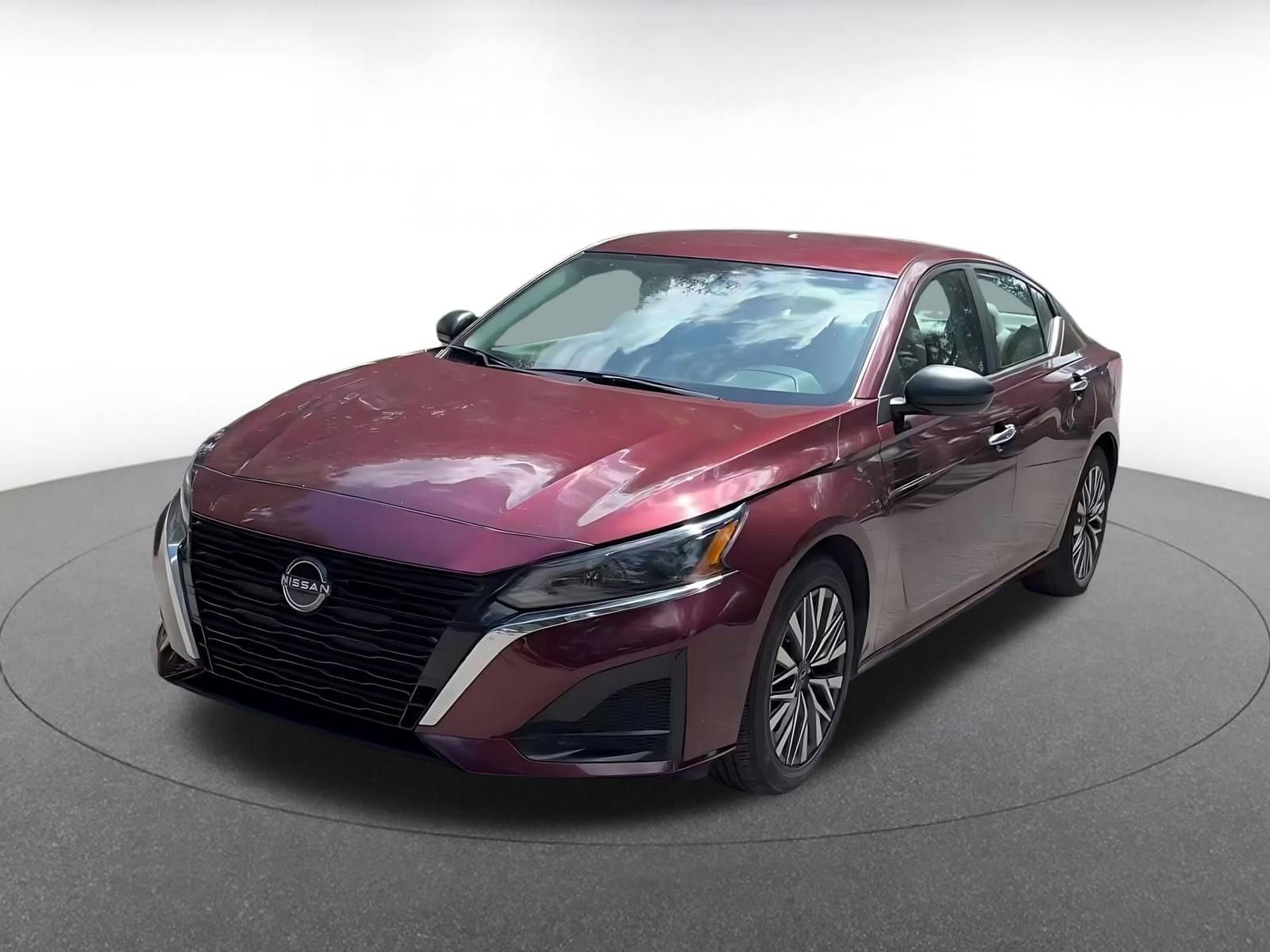 Thumbnail: 2025 Nissan Altima - 7