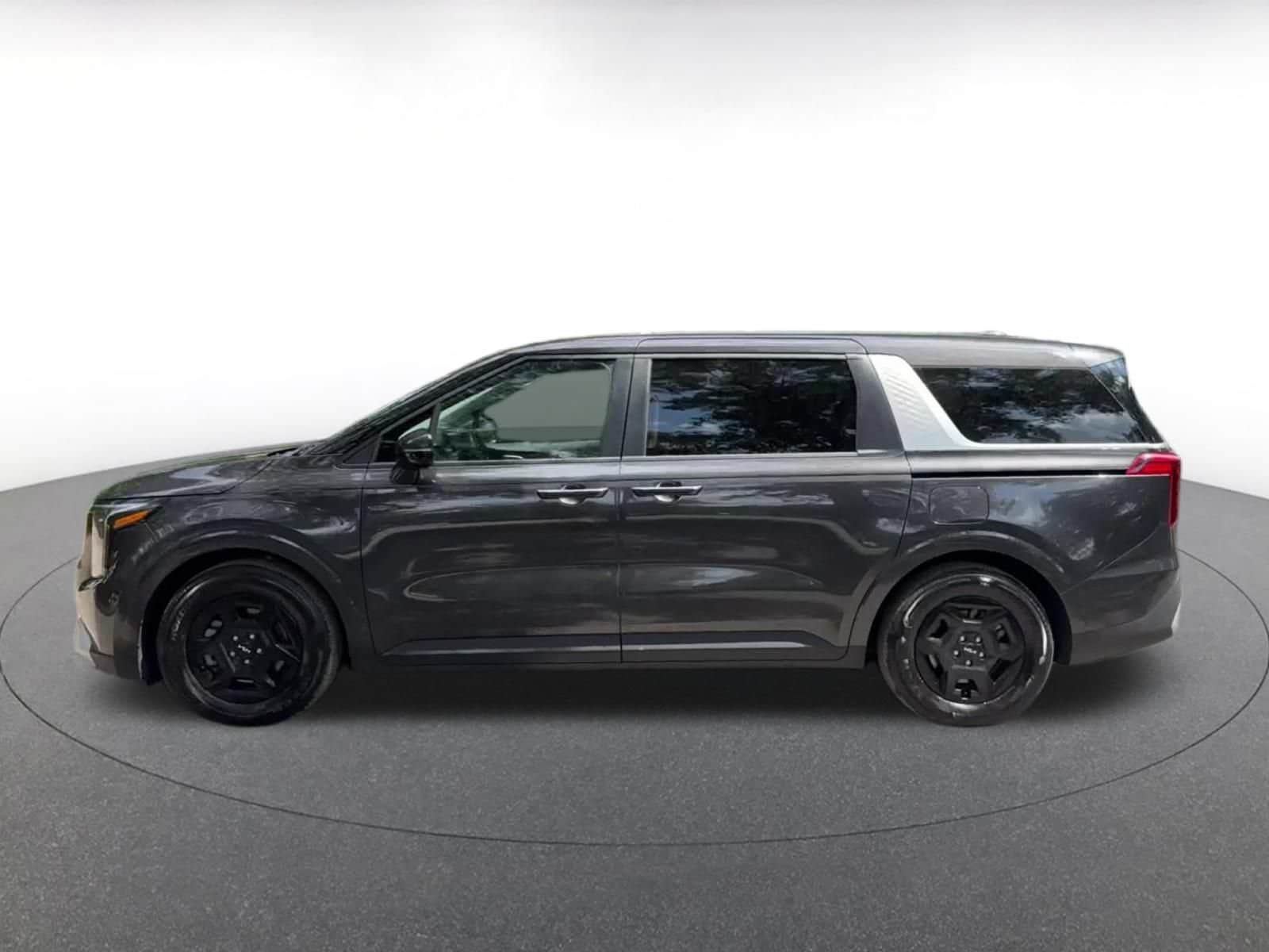 Thumbnail: 2026 Kia Carnival - 8