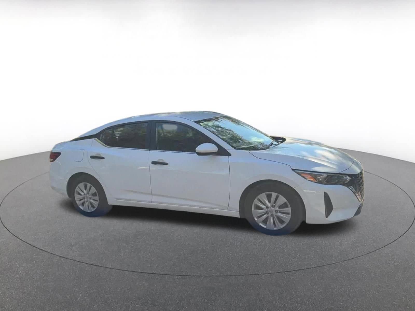 Thumbnail: 2025 Nissan Sentra - 2