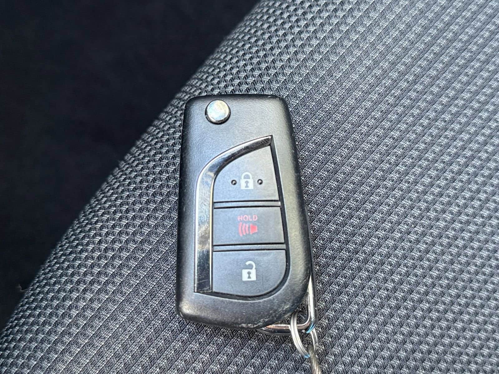 Thumbnail: 2025 Toyota RAV4 - 18