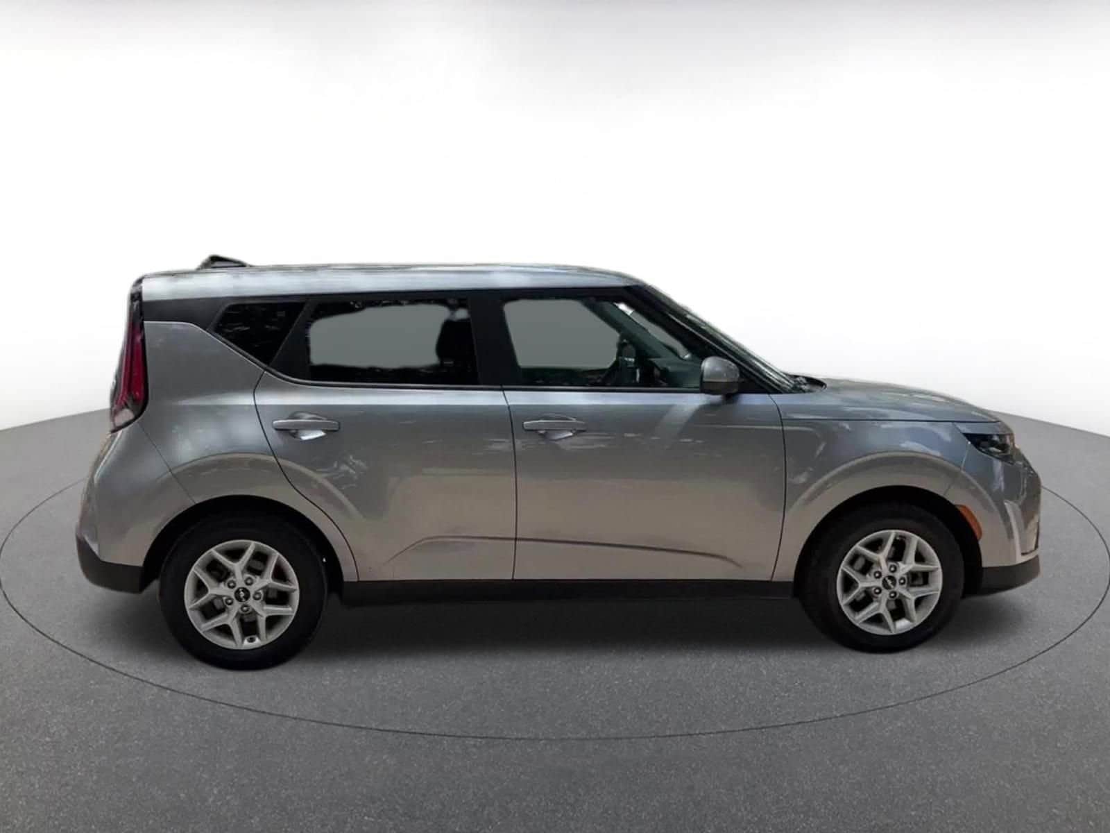 Thumbnail: 2025 Kia Soul - 16