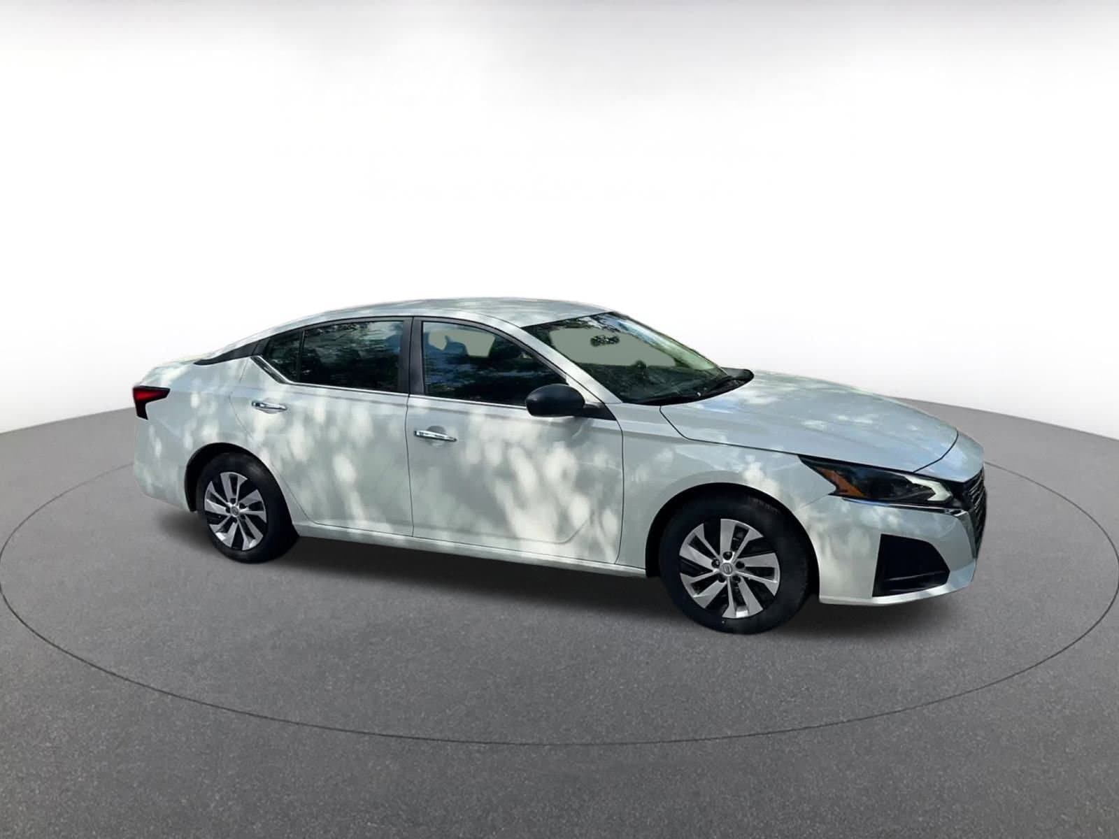 Thumbnail: 2024 Nissan Altima - 2
