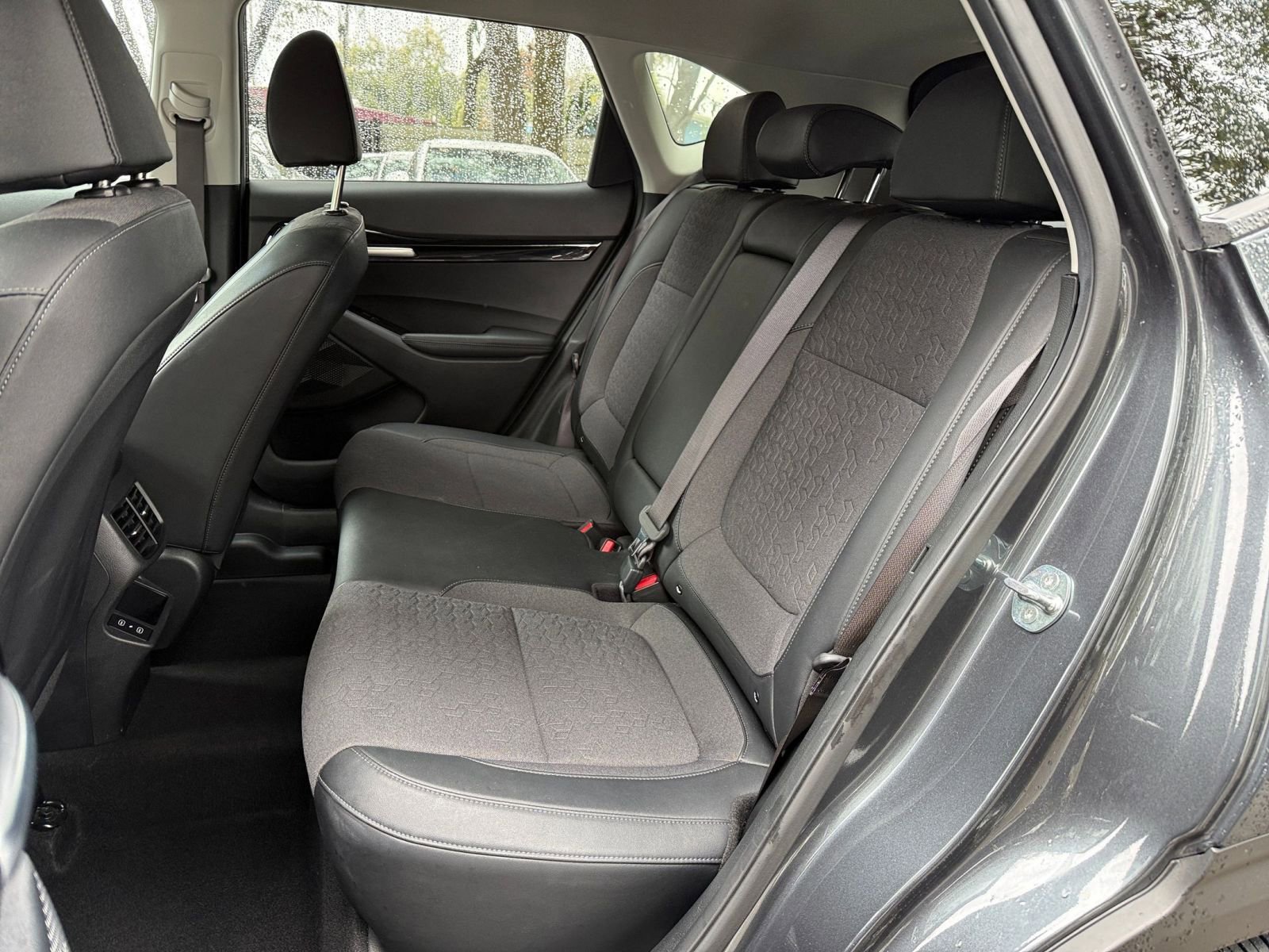 Thumbnail: 2025 Kia Seltos - 35