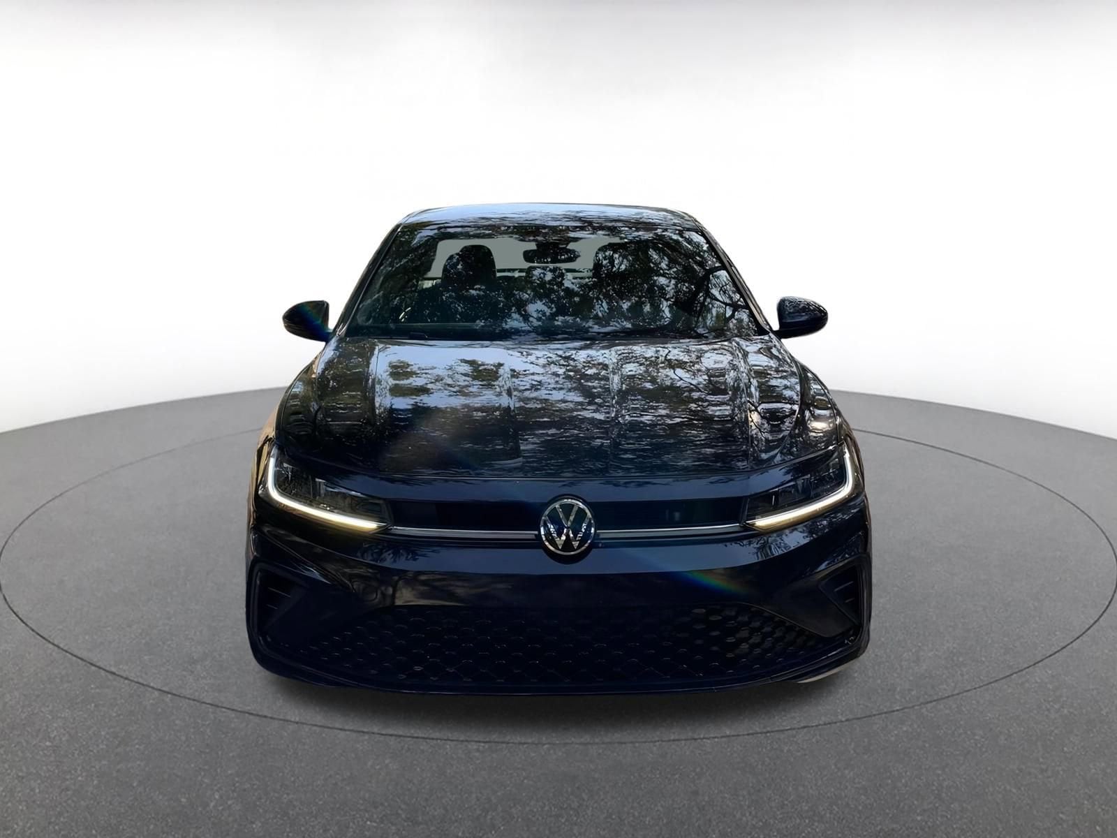 Thumbnail: 2025 Volkswagen Jetta - 2