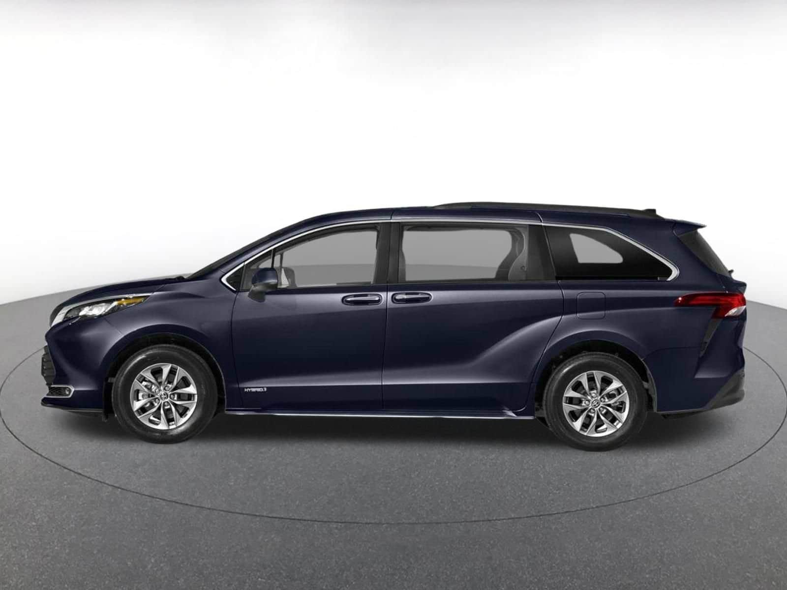 Thumbnail: 2024 Toyota Sienna - 7